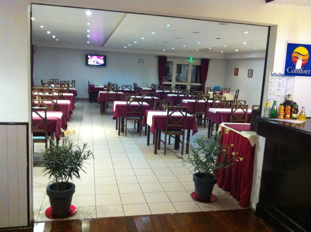Comfort Hotel Poissy Technoparc Eksteriør billede